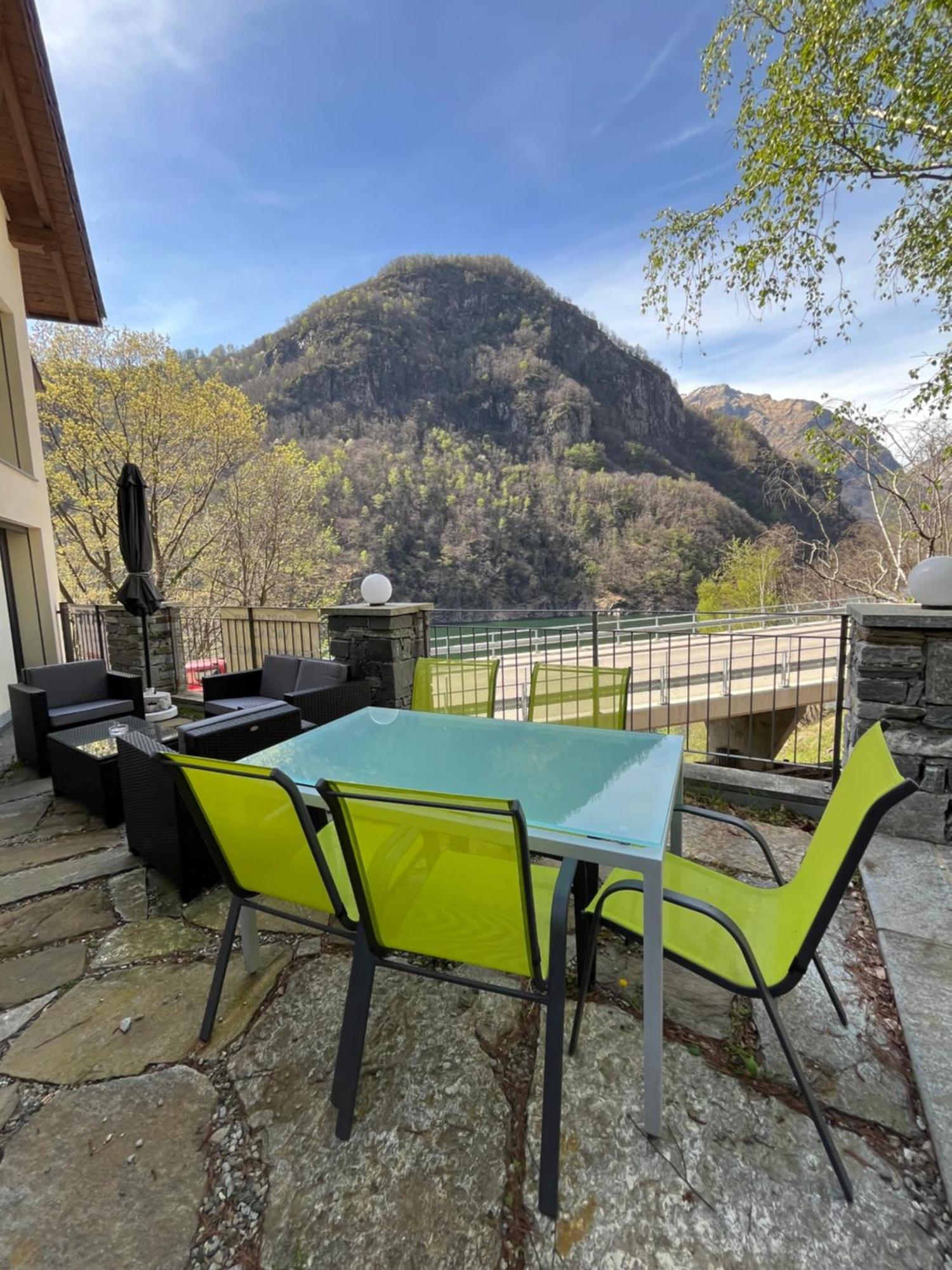 Casa Ciliegio Apartment Vogorno Luaran gambar